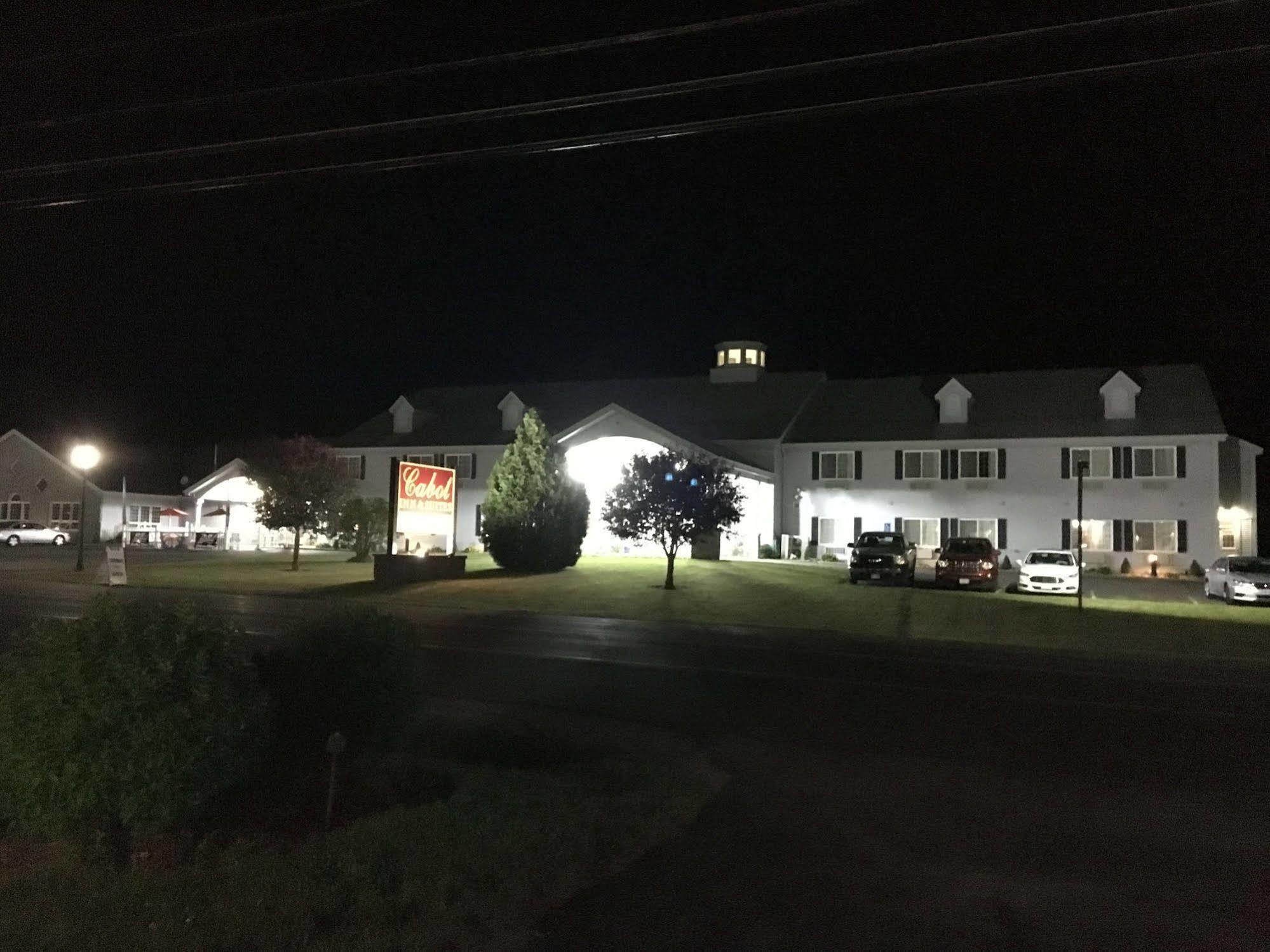Cabot Inn & Suites Lancaster Exterior photo